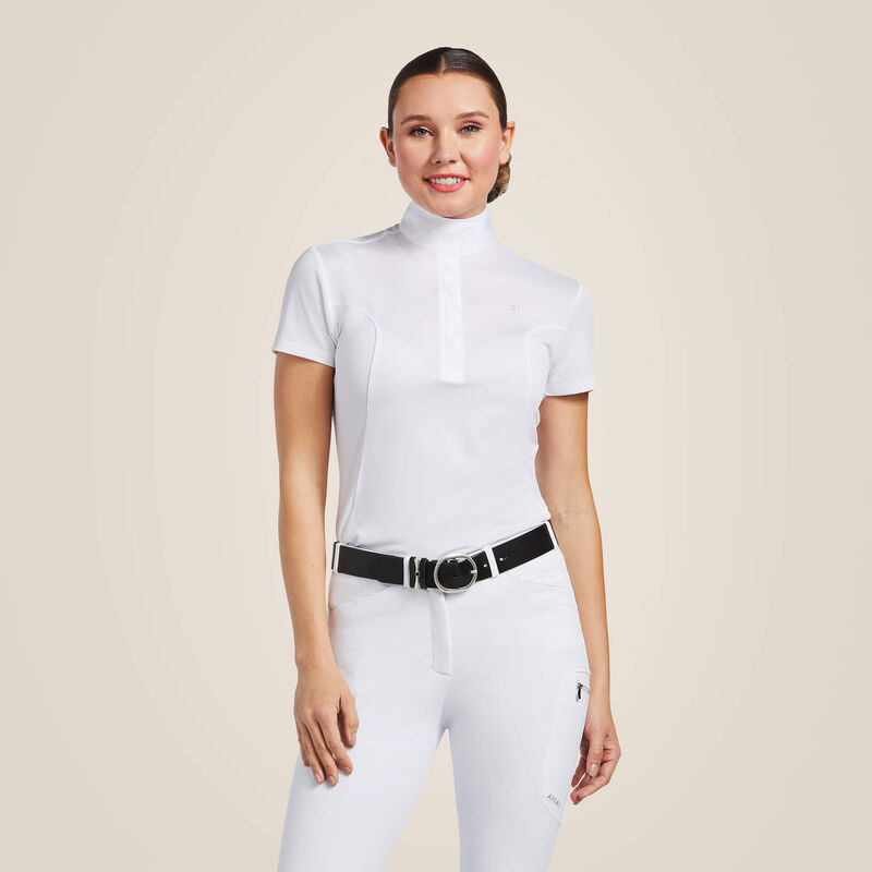 Front view of a female model wearing the white Ariat Aptos Short Sleeve Show Shirt on a plain background