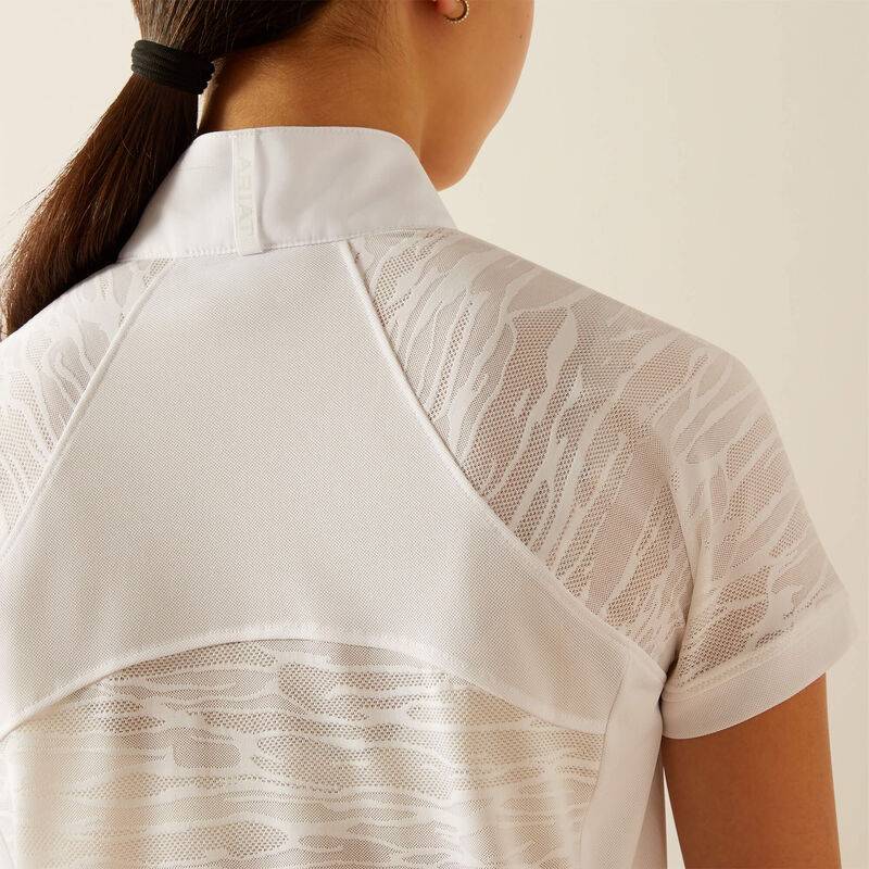 Close up back view of the collar and sleeve detail of the Ariat Aptos Vent 2.0 Show shirt in white, on a model in a studio setting