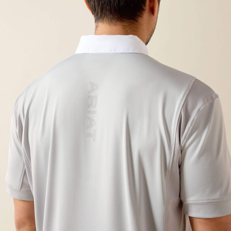 Close up back view of male model wearing the Ariat Mens Tek Short Sleeve Show Shirt in gray in a studio setting