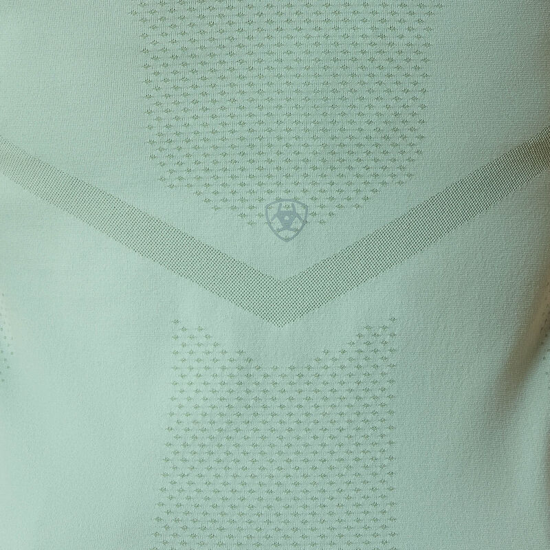 Close up view of the Ariat Sustain Short Sleeve Baselayer in green