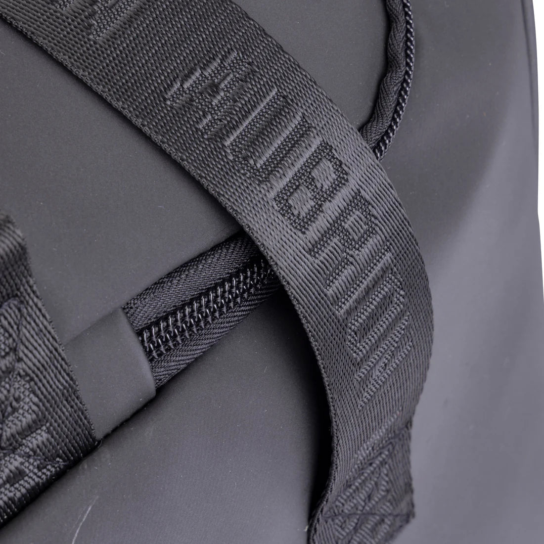 Close-up back view of the Aubrion React Groomking Kit Bag