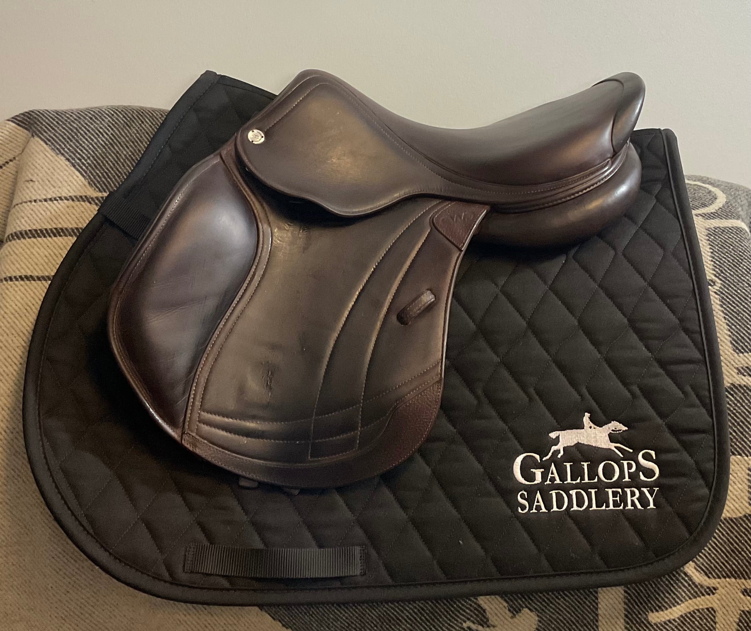 CWD Mademoiselle Jump Saddle