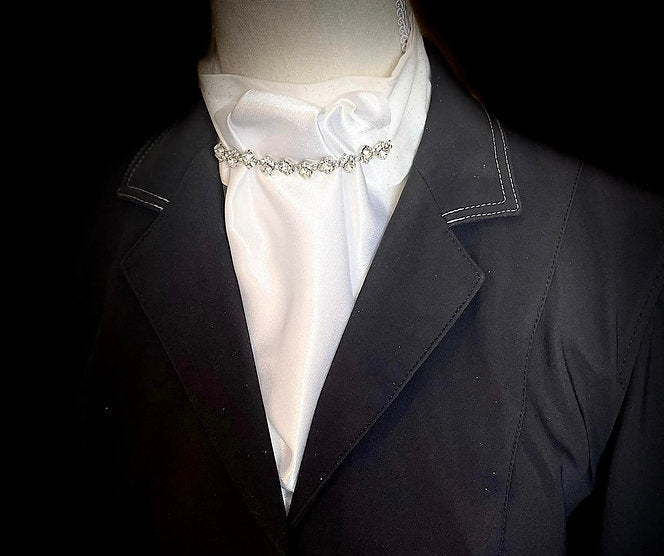 Front view of the Royal Iron Equestrian Klassique Stock Tie under a black show coat worn by a mannequin