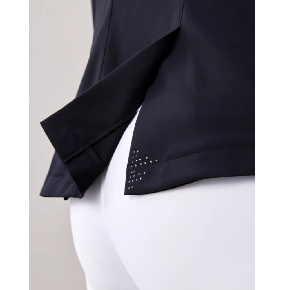 Close up view of the back of the Horseware AA Platinum MotionFlex Pro Crystal Jacket in black showing the double vents