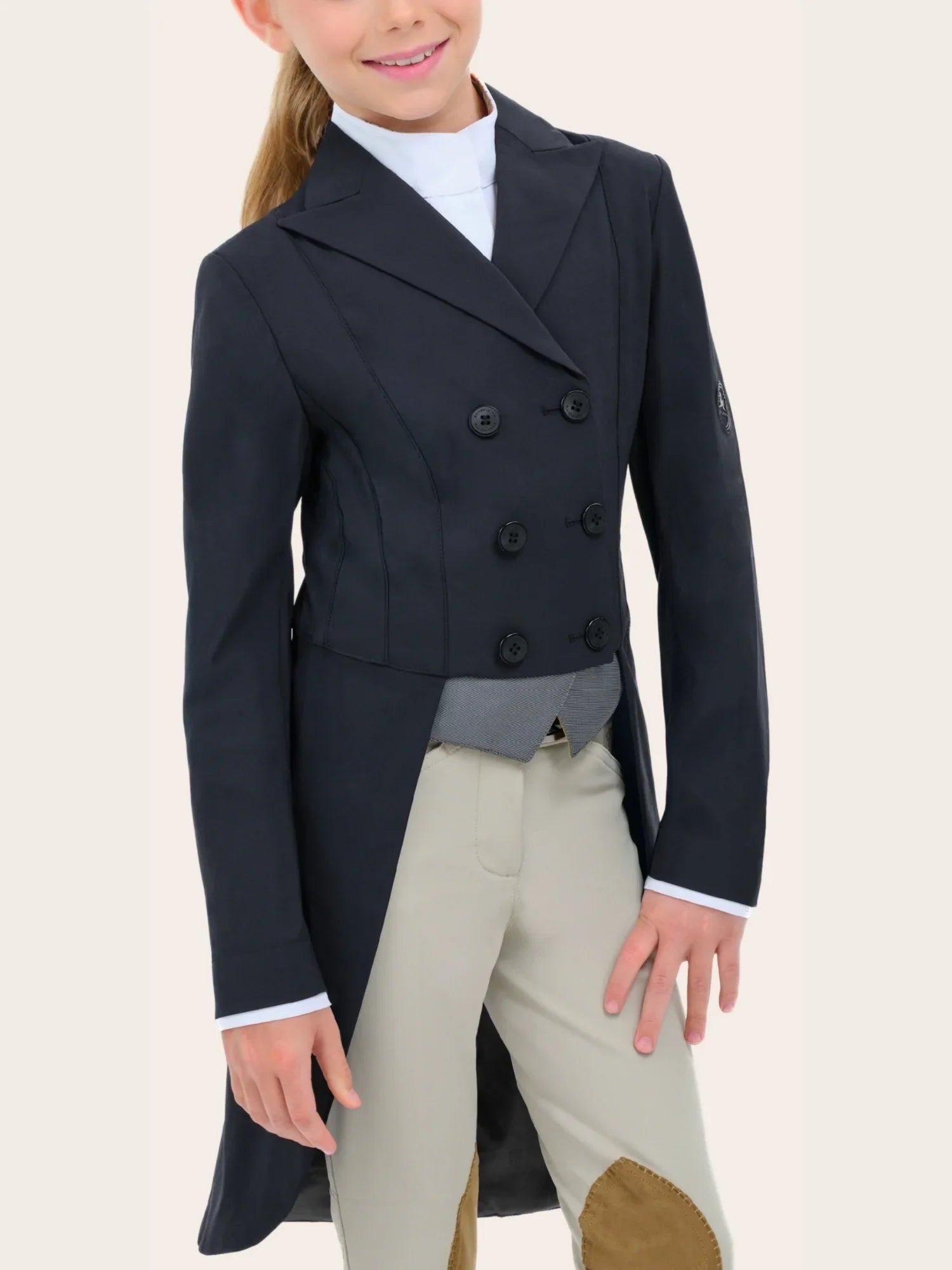 Front view of a young female model wearing the black RJ Classics Legacy Lite Jr. Shadbelly on a plain background