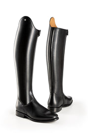 Side and back views of a pair of black DeNiro Tiziano Wrat Black Dressage Boot on a plain background