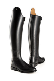 Side and back views of a pair of the DeNiro Bellini Wrat Black Dressage Boot on a plain background