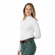 Front view of a female model wearing the green and chestnut brown-leather Equinavia Siri Polo Belt on a white background