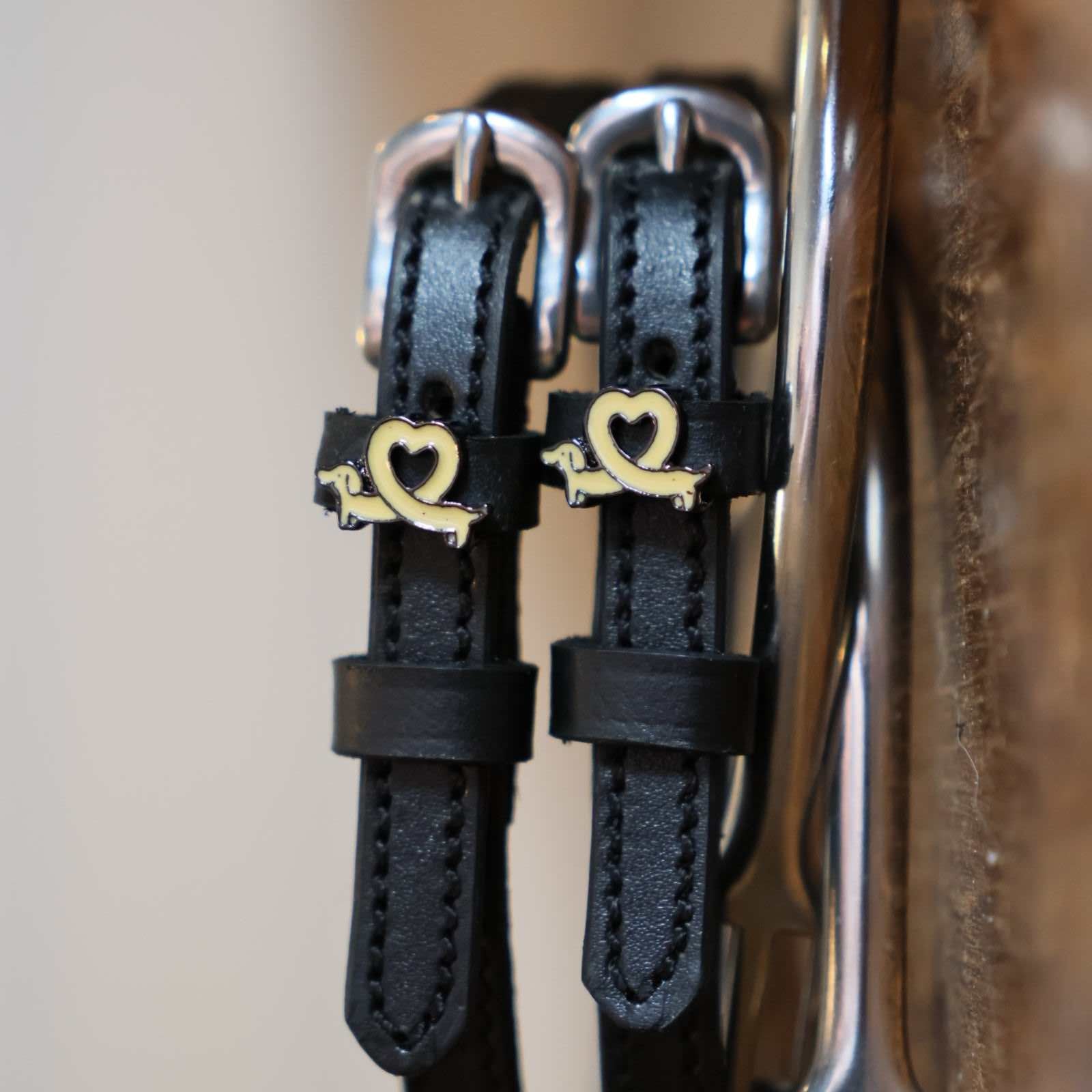 Close-up view of the Long Dog Mane Jane Spur Straps