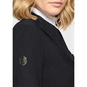 Close-up side view of a female model wearing the black Samshield Victory Premium Show Jacket on a plain background